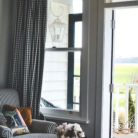 Te Kopura Lodge Martinborough Esterno foto
