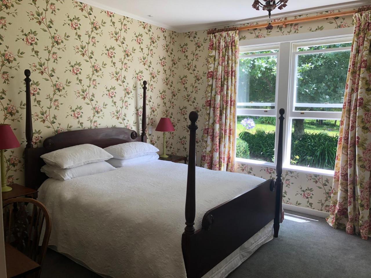 Te Kopura Lodge Martinborough Esterno foto